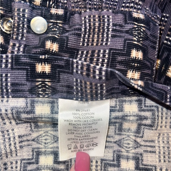 Pendleton Shirt - Picture 6 of 8